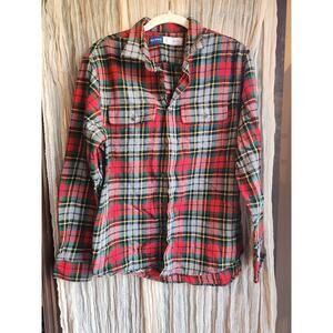 Old Navy Men's Flannel Shirt Holiday Pattern